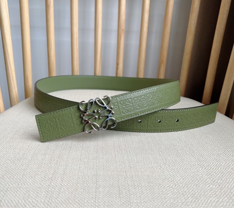 L0ew* belts